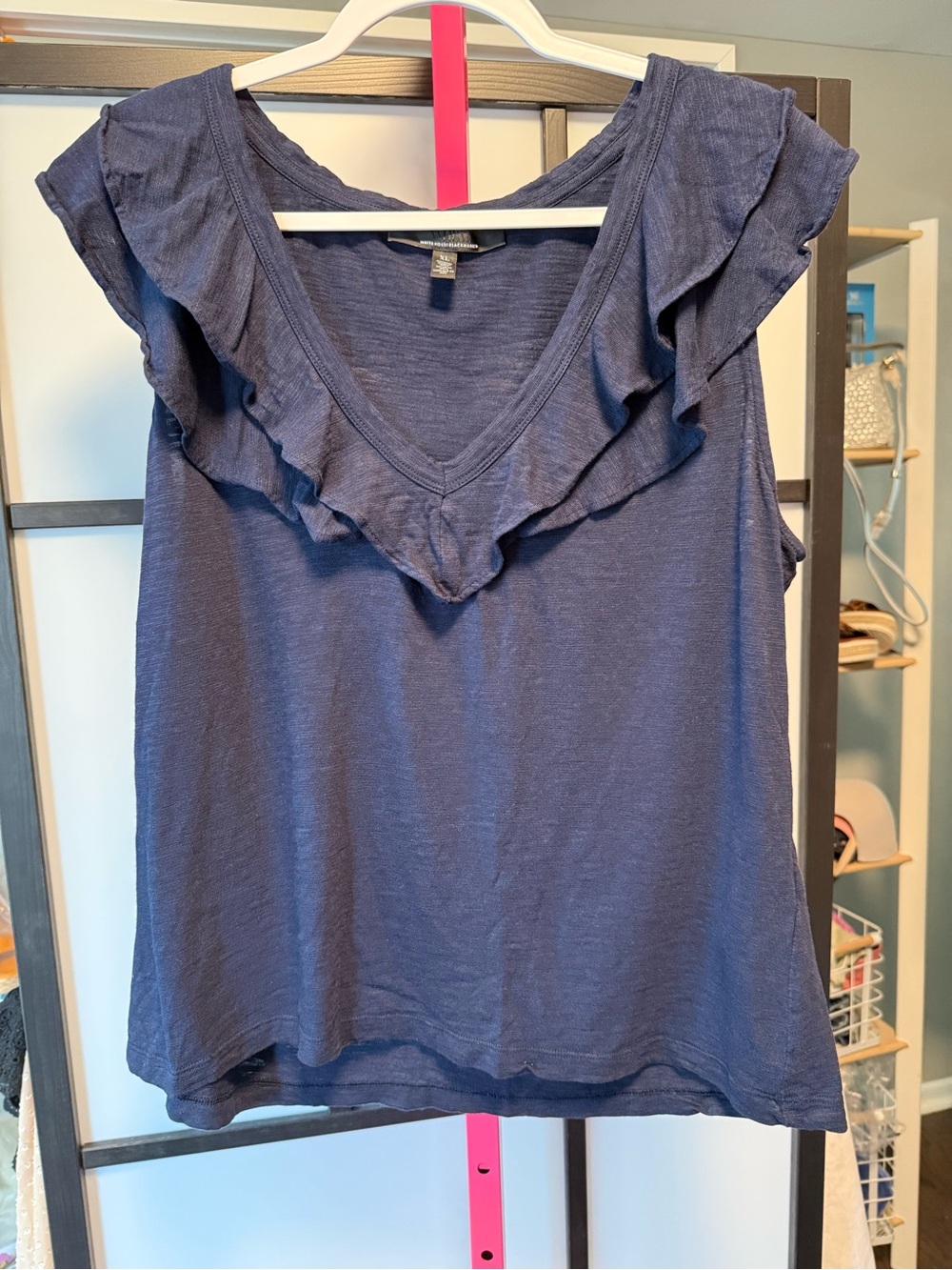 White House Black Market Navy Ruffle Top – Women’s XL